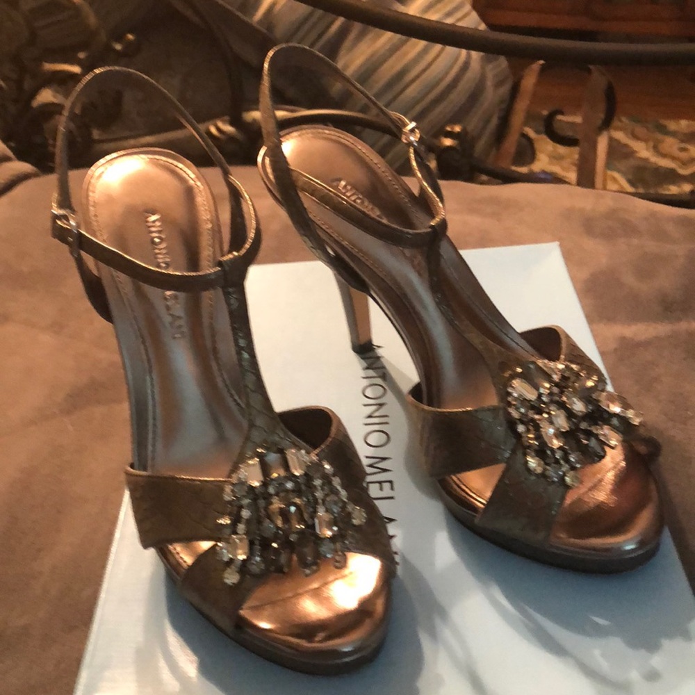 Antonio Melani dressy heels